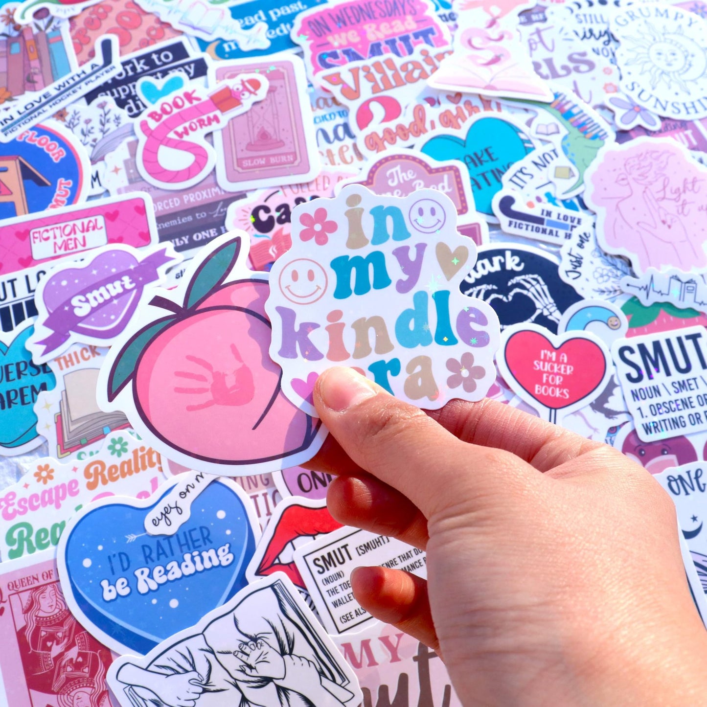 120 Funny Reading-Themed Stickers 💕– Water Bottle Décor, Laser Waterproof Vinyl Adhesive Labels ✨